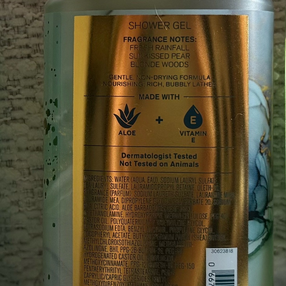 Bath & Body Works Emerald Mist Body Wash - Green and Gold - Picture 2 of 2